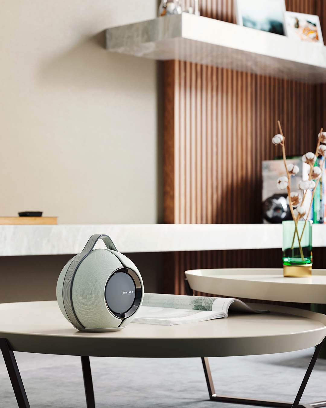La Devialet Mania est une enceinte portable haute fidélité.