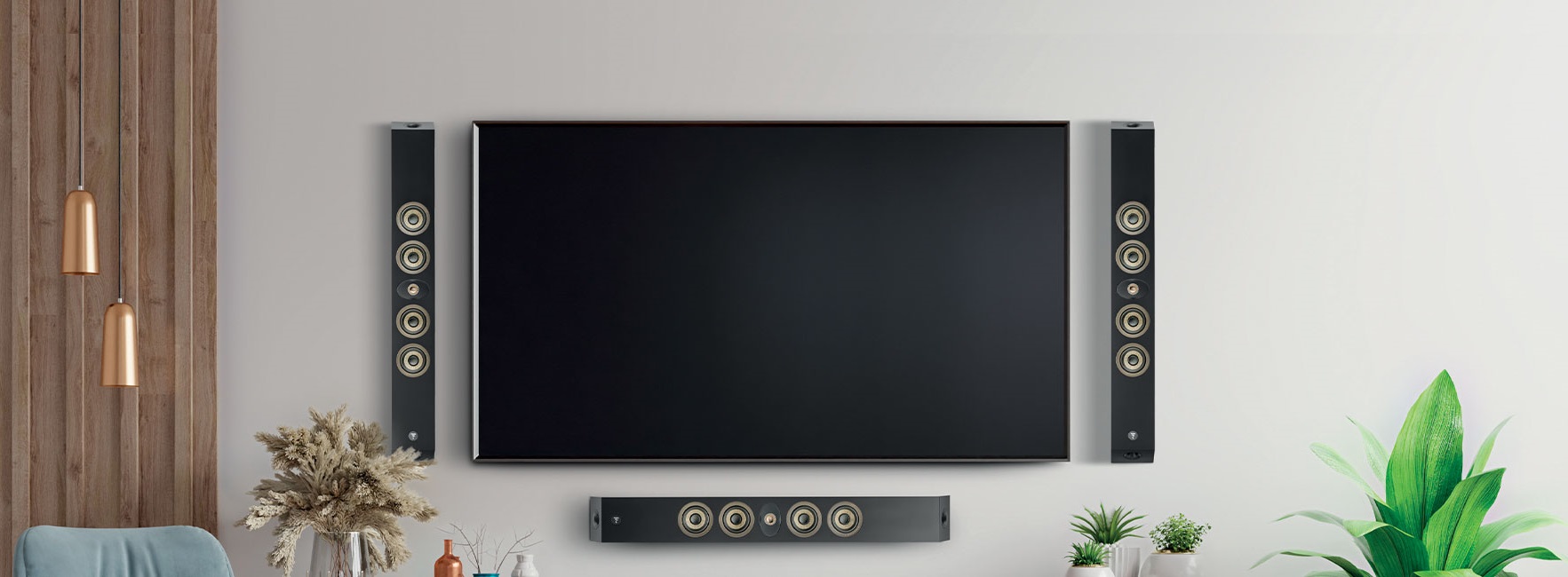 FOCAL On Wall 302