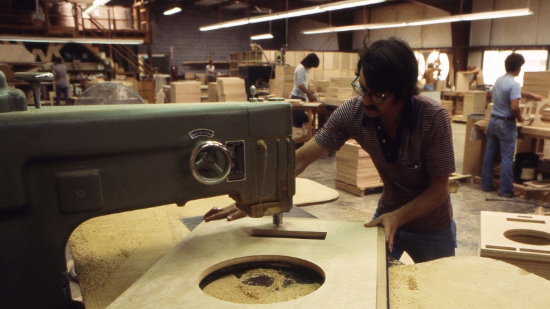 Les enceintes Héritage Klipsch Cornwall IV sont toujours fabriquées sur-mesure aux états Unis