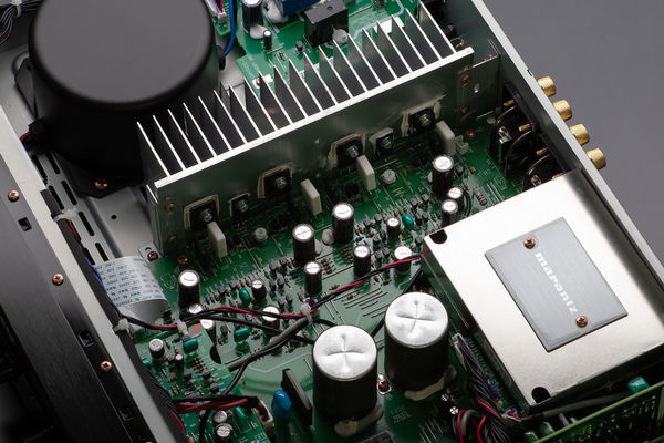 AMPLIFICATEUR MARANTZ PM6007