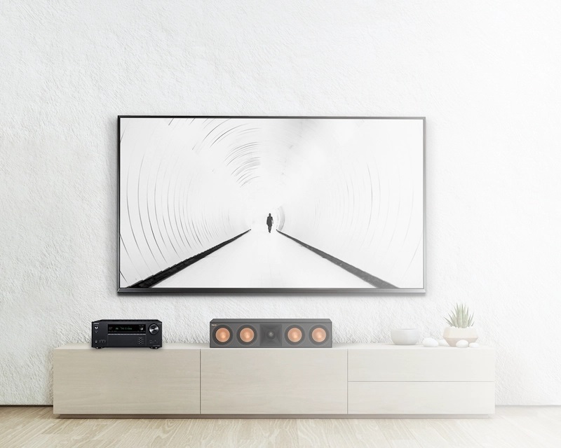 L'amplificateur cinéma Onkyo TX-NR6100 possède un mode pour s'associer avec les enceintes Klipsch