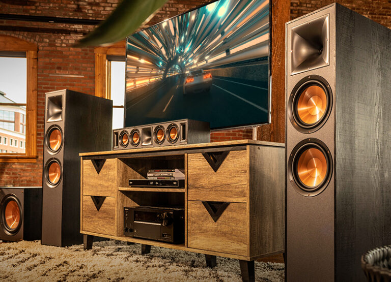 L'amplificateur Pioneer VSX-935 possède un mode pass-through HDR 4K/120 Hz